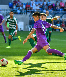 Cute soccer players 605353fc7075e.jpg