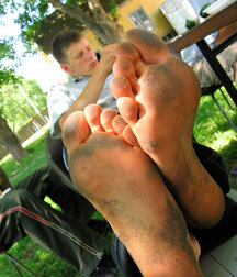 Sexy lads barefoot 60535e1c75c1f.jpg