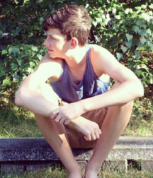 Sexy lads barefoot 60535e28605a1.png