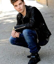 Shirtless and Leather boys 6055038b74425.jpg