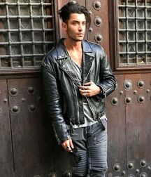 Shirtless and Leather boys 6055039a78681.jpg
