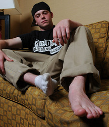 Sweaty boy feet strong odor 605cda09dabcf.jpg