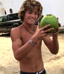 Beach boy beauty (no nudes) 605e8987d3ad3.png
