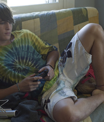 Pretty boys pretty feet 605e8f1ad291b.jpg