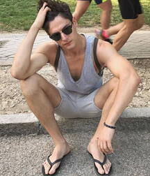 Barefoot twinks 606232c522b54.jpg