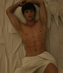 Foxy boys 6064a91bc3432.jpg