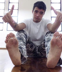 Kinky foot boys 606622b8685d4.jpg