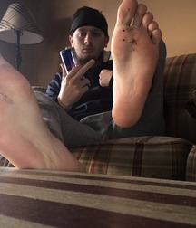 Kinky foot boys 6066231cb7034.jpg