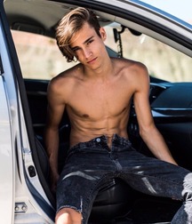 Teen rebels 606626f277e86.jpg