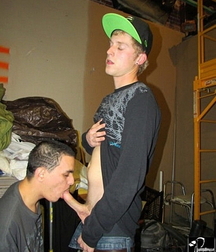 Boys in love action 606652f66f973.jpg