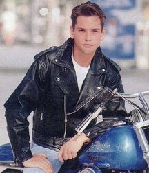 Boys love leather 606f39f53923d.jpg