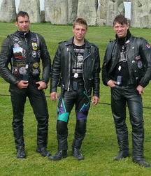 Boys love leather 606f39f97acf6.jpg