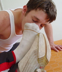 Boys overwhelming foot power 606f3afc902d3.jpg