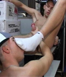 Boys overwhelming foot power 606f3b005280d.jpg