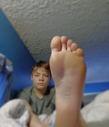 Boys overwhelming foot power 606f3b3429ed4.jpg