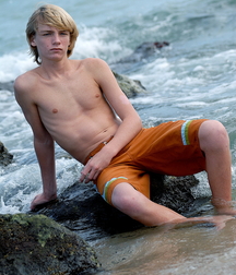 Funny twinks at sunny days 60703d629acd7.jpg