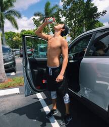 Island boys 6070412bb9202.jpg