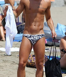 Island boys 6070414a11c1d.jpg