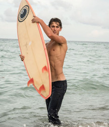 Island boys 60704160ee9ae.jpg