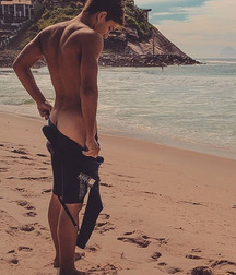 Island boys 607041692e46e.jpg