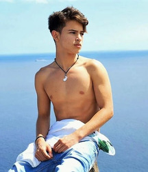 Island boys 607041706b81b.jpg
