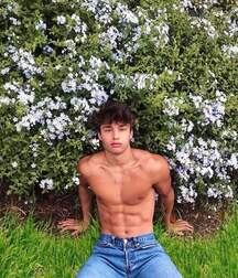 Sexy model boys 60710be54fa95.jpg