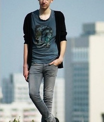 Beauties in jeans 6071c6c8eee1e.jpg