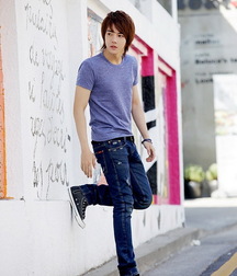 Beauties in jeans 6071c6d11cd6f.jpg