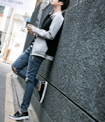 Beauties in jeans 6071c6e1b7549.jpg