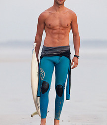 Surfer beauties 607373f440369.jpg