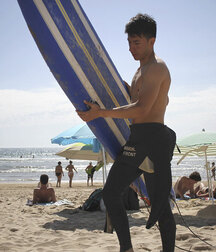 Surfer beauties 6073741590451.jpg
