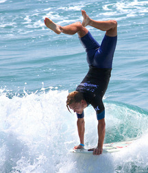 Surfer beauties 6073742d7d3c5.jpg
