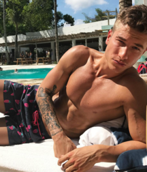 Cute sexy models 60749bb3b2130.png