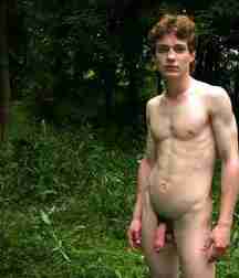 Boy and models 33 6074acce13c74.jpg