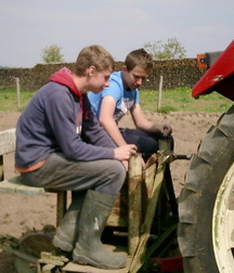 Rubber boot boys 607603a56f337.jpg