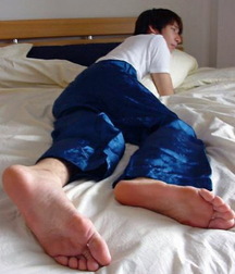 Worship the boys feet 608e7ddc0ef11.jpg