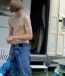 A beauty and his caravan 6090524627e80.jpg