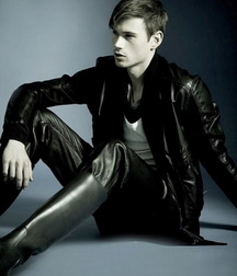 Leather and boots 6091bdeb70bd2.jpg