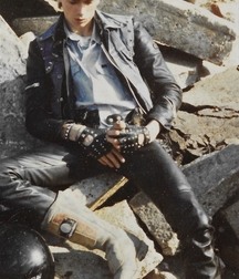 Leather and boots 6091be0b91051.jpg