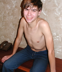 Boys and models 49 6093ddd01c648.jpg