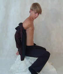Boys and models 49 6093de217c919.jpg