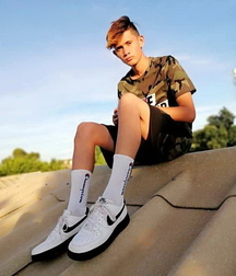 Awesome boys 609f077b6f652.jpg