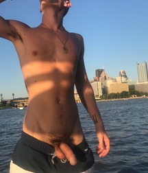 Peep at the twinks 609fdcfdd083d.jpg
