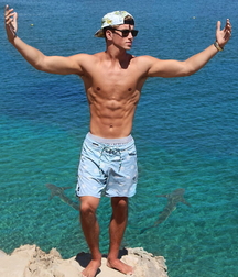 Male beauties 60c63e65e49c3.jpg