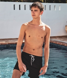 Male beauties 60c63e98b5968.jpg