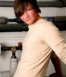 Young Rebel Morten 60cccd6616d07.jpg
