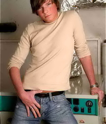 Young Rebel Morten 60cccd6d02f3b.jpg