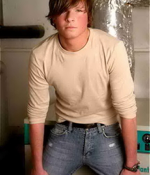 Young Rebel Morten 60cccd6f2717e.jpg