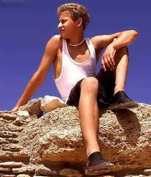 Blond Sandro from Spain 60ccce5ac075d.jpg
