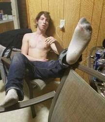 Sweat wet feet on hot days 60cf737d8382a.jpg